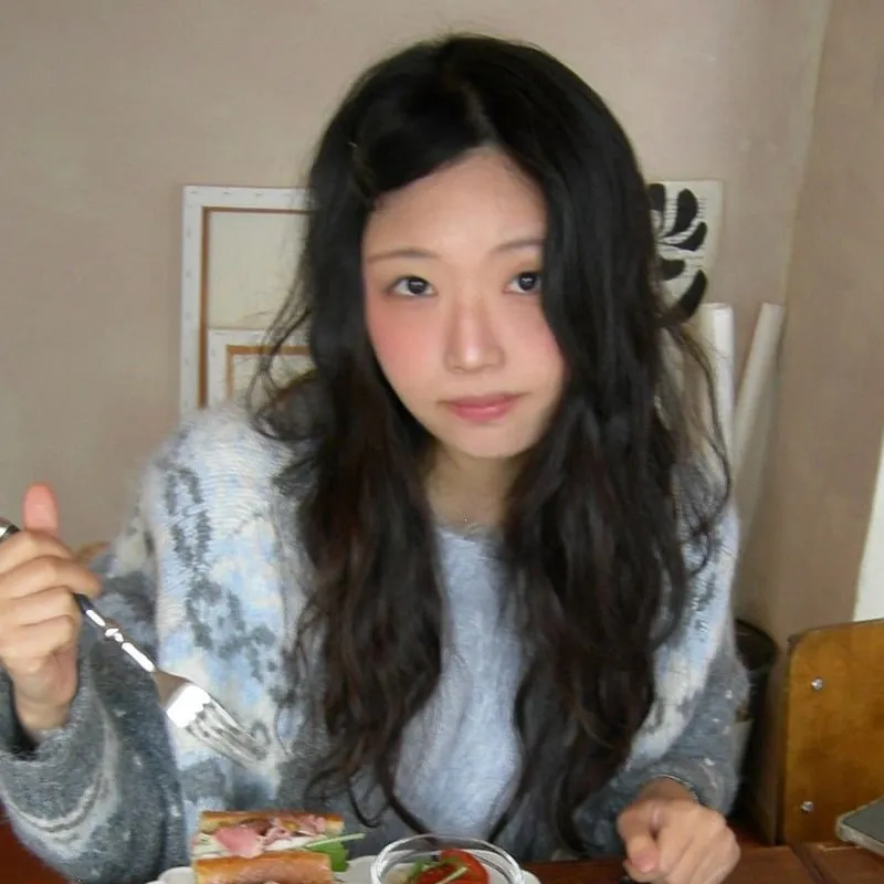 キム ナヨンの写真